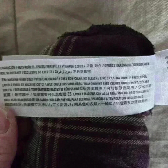 Abercrombie & Fitch  Womens Plaid XS Button Up Shirt - Picture 6 of 6